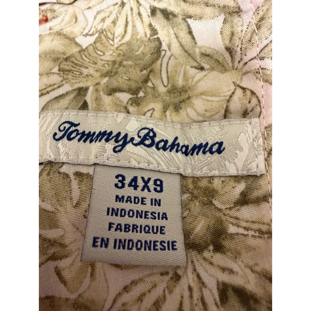 Tommy Bahama Mens Boracay Chino Shorts Coral Pink Stretch 34x9 ST890079